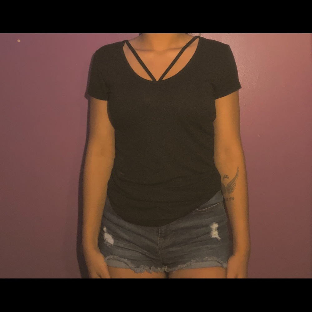 black tee